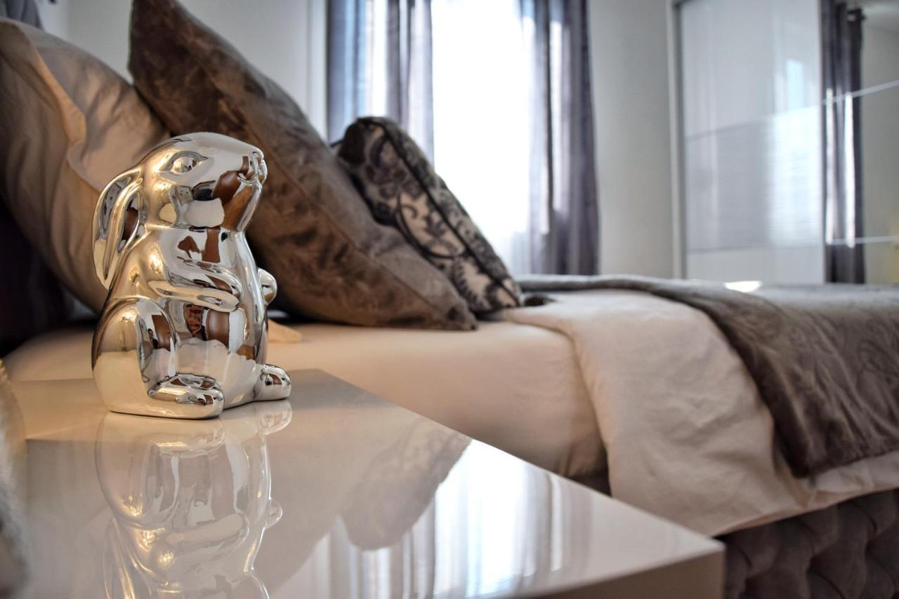 Luxurious Apartment Majda, 2 Bathrooms And Free Parking Σπλιτ Εξωτερικό φωτογραφία